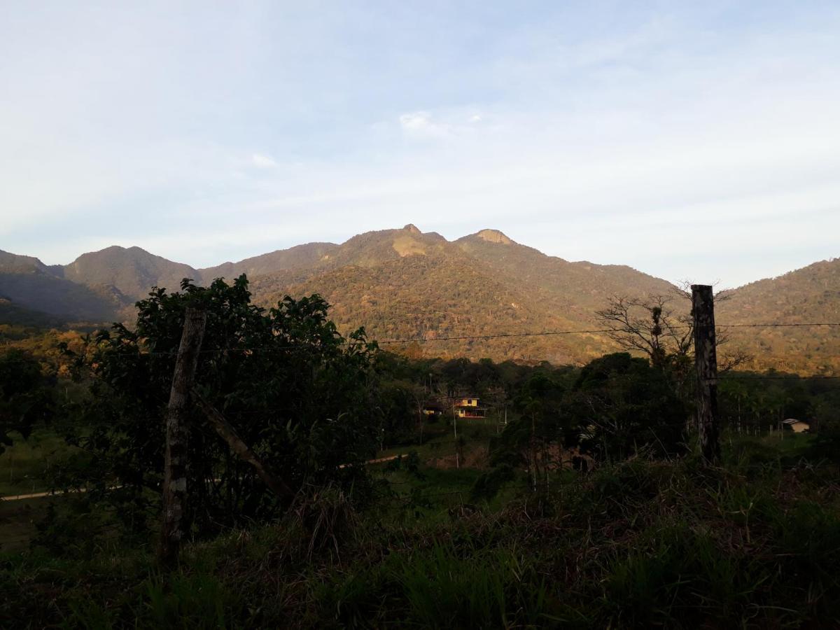 Sitio Das Bromelias Cachoeira Do Tombador 乌巴图巴 外观 照片